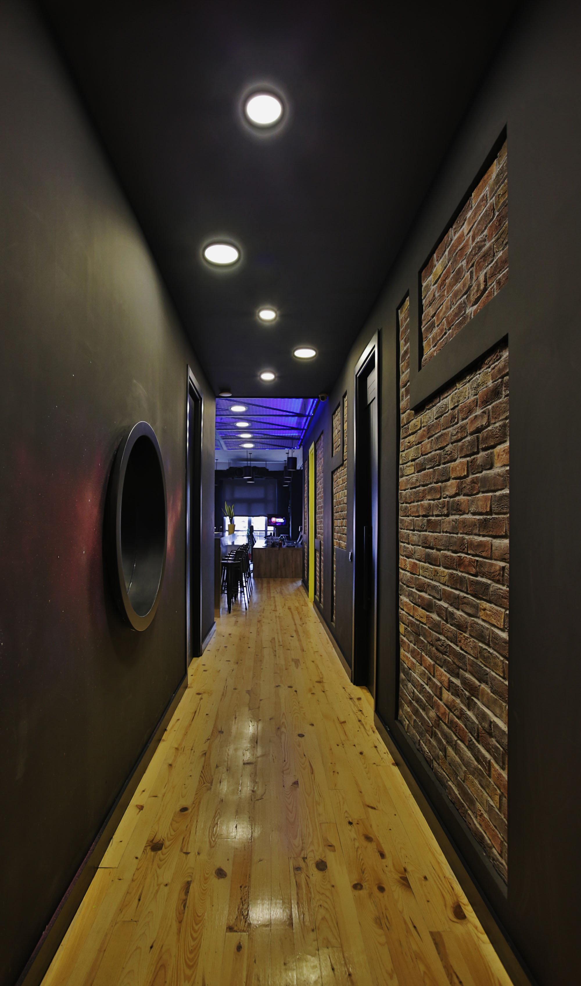 dwarf planet office 7