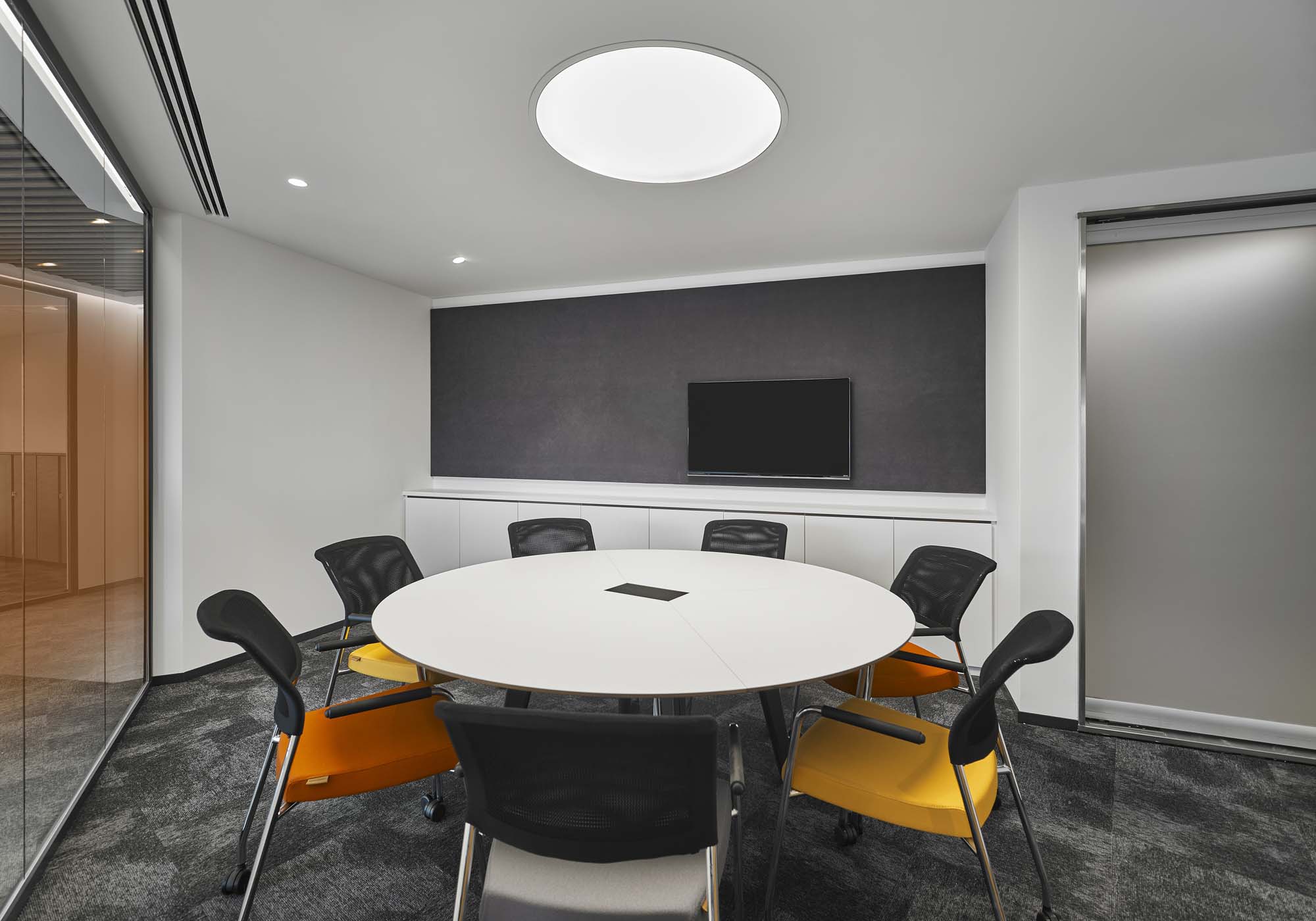 11-Small Meeting Room.jpg