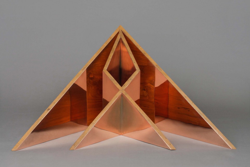 AljoudLootah_Mirror-962x644