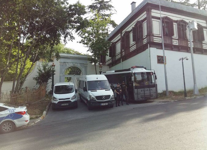 w9tgv_1464686638_0072