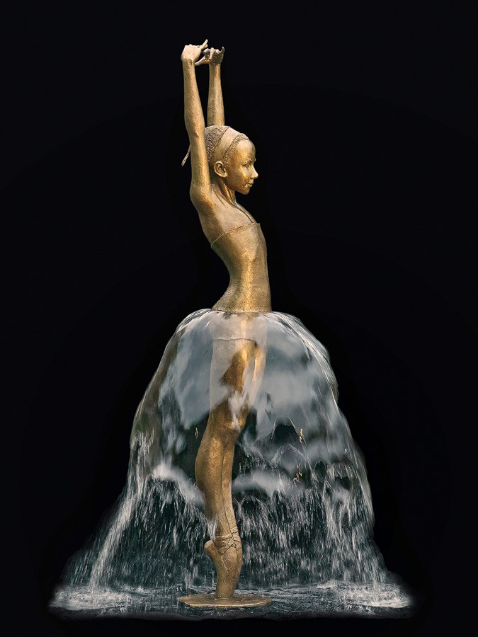Kleine Ballerina, Brunnen, Springbrunnen, Skulptur, Plastik aus Bronze von Malgorzata Chodakowska