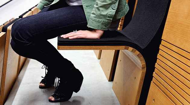 ziba-oditoryum-koltugu-jumpseat-designcoholic-1