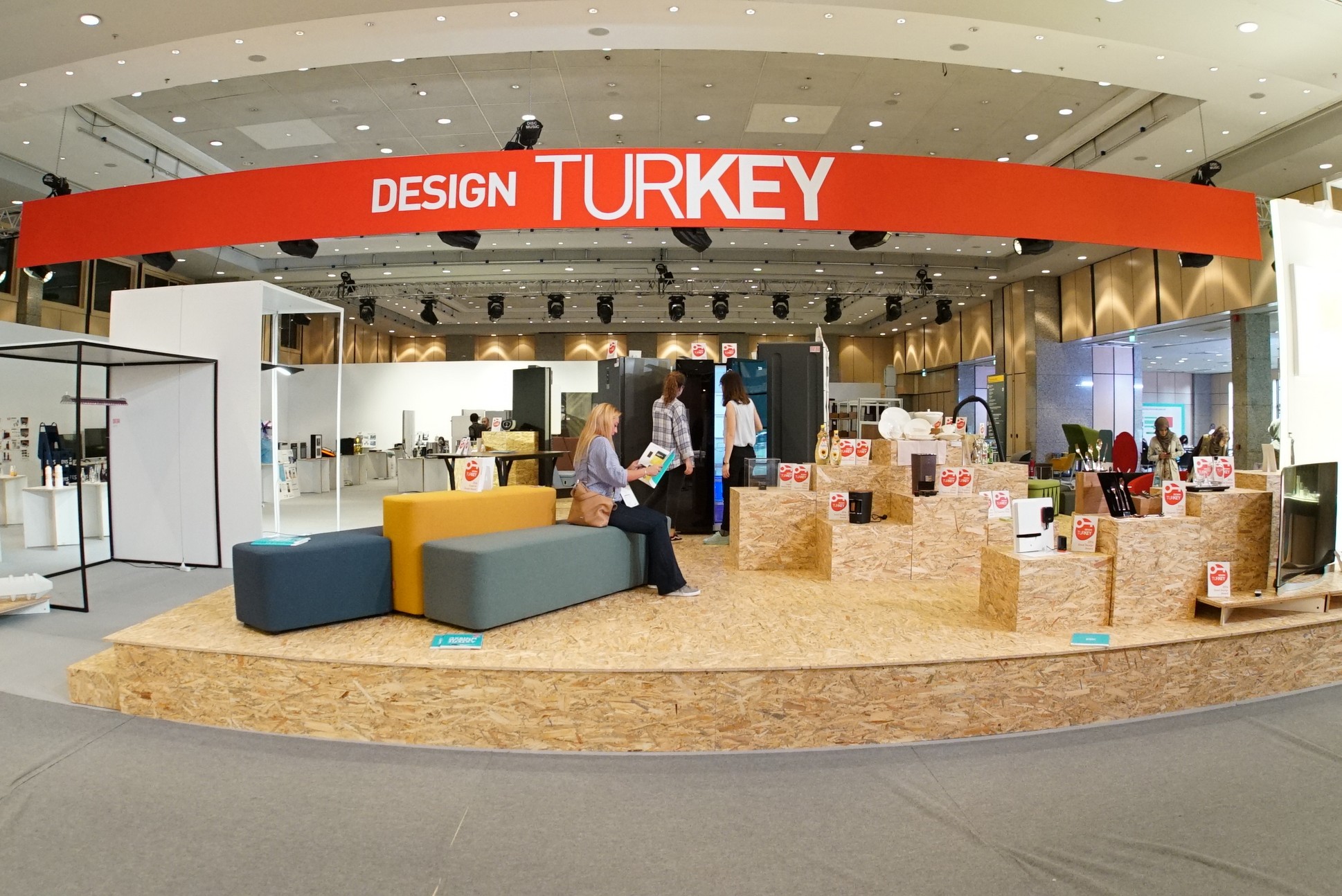 1477224999_design_turkey_2016_kazananlar_sergisi__2_