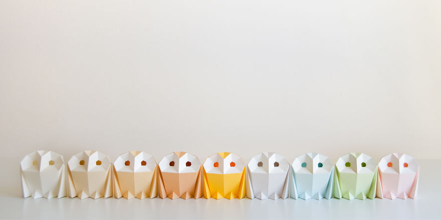 owl-paperlamps-a-glowing-clan-made-of-paper-57ec638139253__880