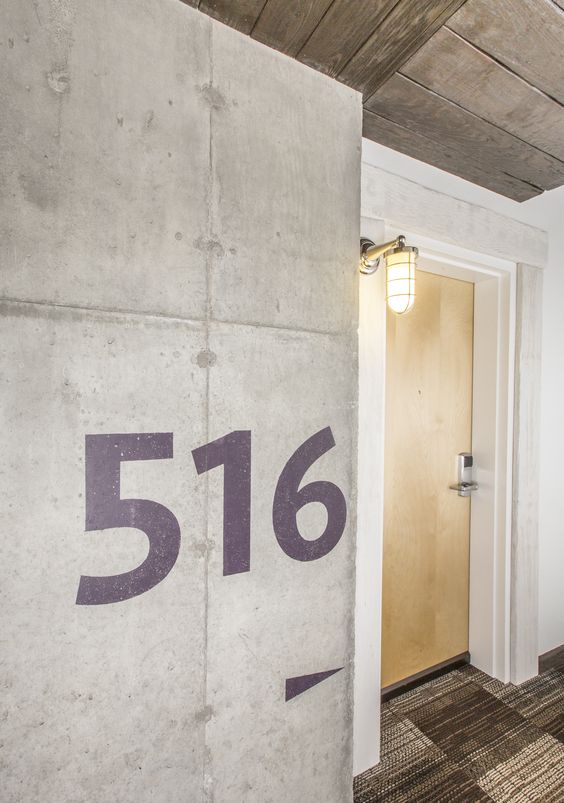 fb05f08a087a728f9938eec50257bc93