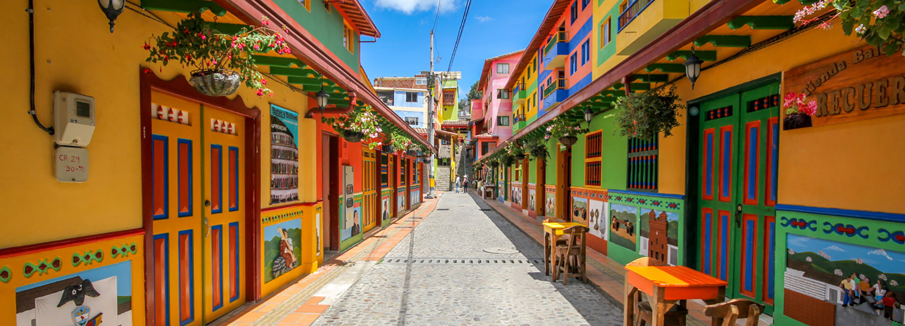 Slikovni rezultat za colorful cartagena city colombia